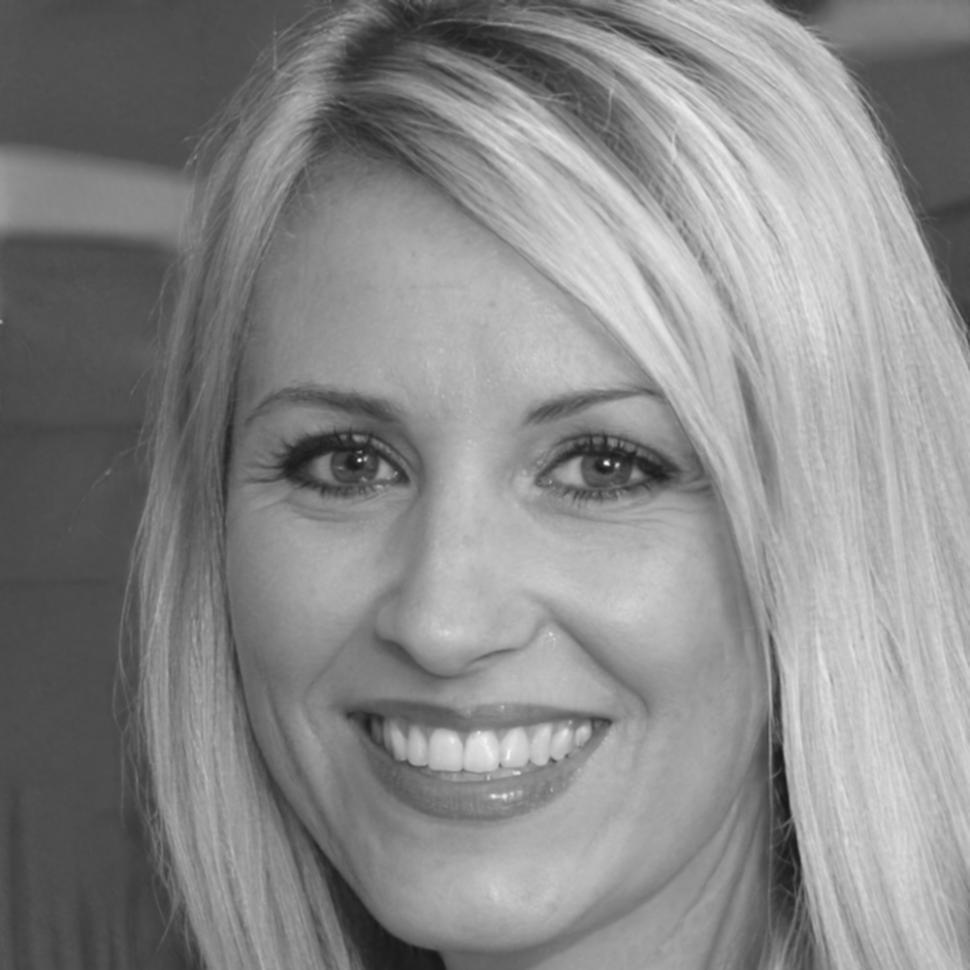 Sarah Müller, Finanzexpertin